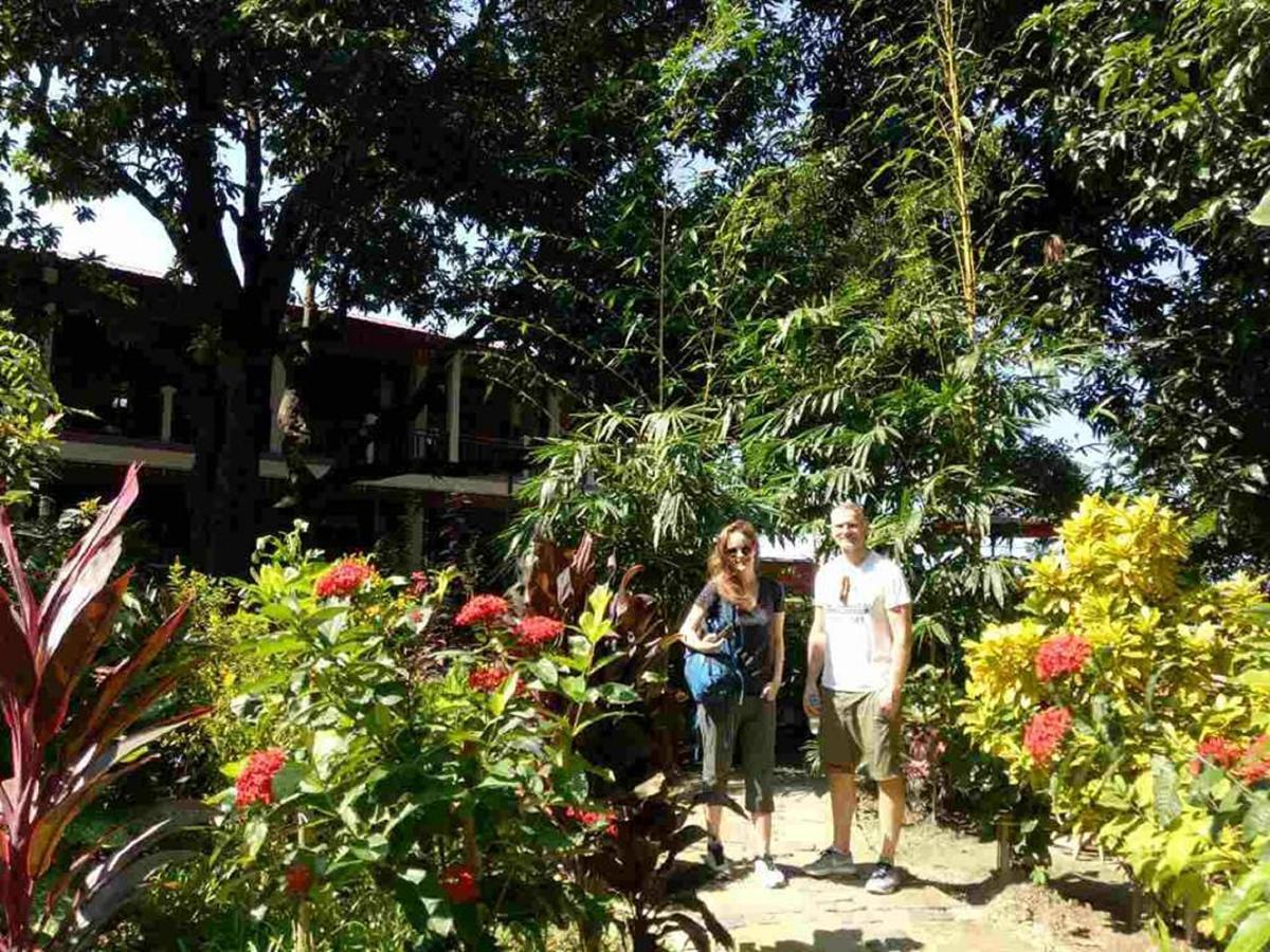 Salay River View Inn Sale Bagian luar foto