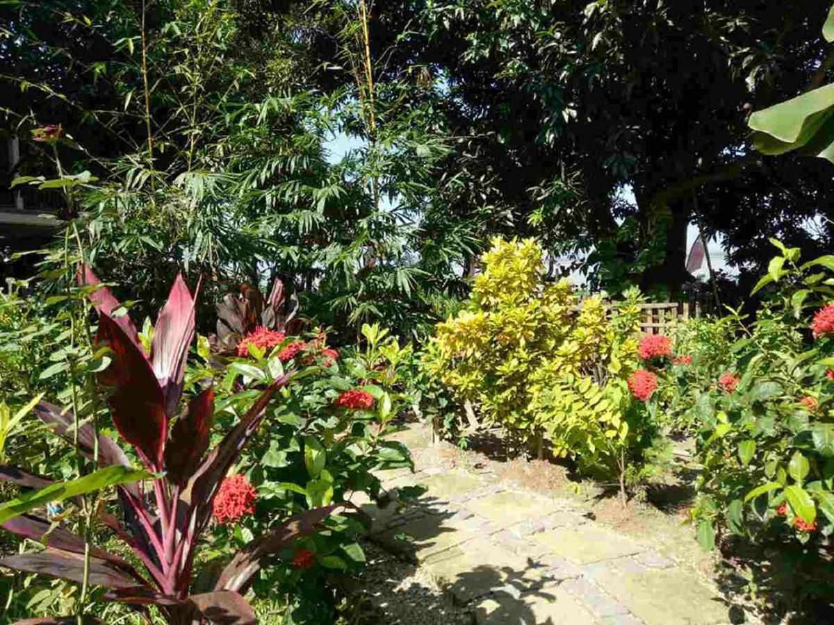 Salay River View Inn Sale Bagian luar foto