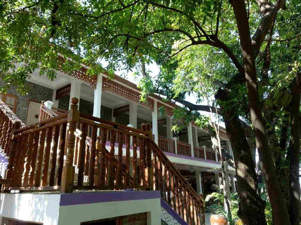 Salay River View Inn Sale Bagian luar foto